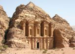 Външно съветва: Избягвайте туристическите забележителности в Йордания