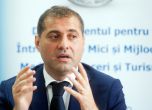 Подалият оставка румънски министър: БГ политиците да мислят два пъти, преди да направят нещо нездраво