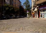 Борят със зелена зона паркиране в градинки на пъпа на София