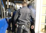 МВР предаде на Гърция телефонни измамници, заработвали в Солун (видео)