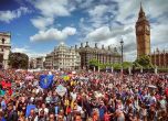 Хиляди излязоха на протест срещу Брекзит в Лондон