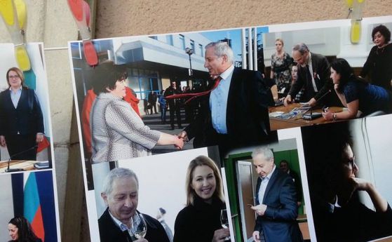 Герджиков си взе довиждане с министри и журналисти на коктейл (снимки)