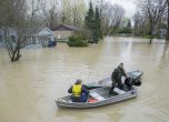 Над 2000 евакуирани заради наводненията в Канада