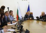 Борисов извика министри на извънредна среща заради храните и катастрофите (видео)