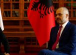 Социалистите печелят вота в Албания