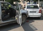 Британец блъсна две патрулки пред полицията във Велико Търново