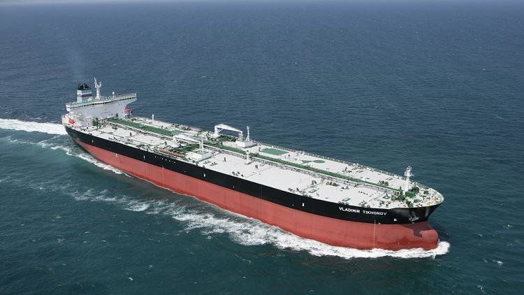 Сблъсък между танкер, превозващ 38 000 тона бензин, и товарен