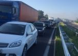 Тежка катастрофа с 40 коли затвори Тракия, има ранени (обновена)
