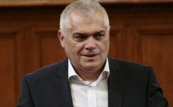 БСП поиска оставката на министъра на вътрешните работи Валентин Радев