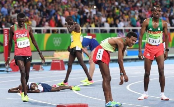 Етиопски лекоатлет стана печално известен след като наби треньора си
