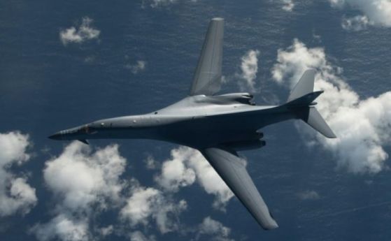 САЩ изпратиха два свръхзвукови стратегически бомбардировача B 1B към Корейския полуостров