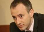 Министър Вълчев: Запазете важните за бизнеса паралелки, дори и с 10 ученици