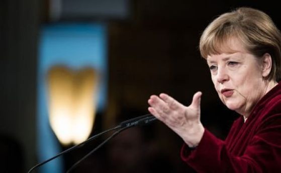 Германският канцлер Ангела Меркел отхвърли днес предложение направено от конкурентите