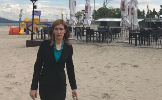 Проверките по дсикотеките не трябва да пречат на туристите, смята Ангелкова