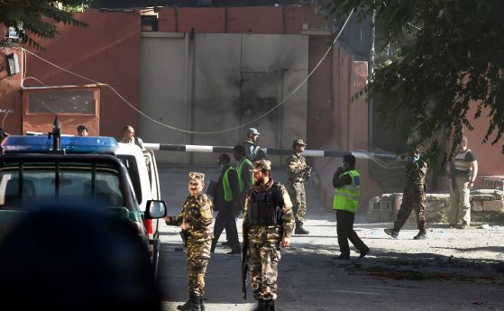 Експлозия отекна в дипломатическия квартал на Кабул задействайки аларми и