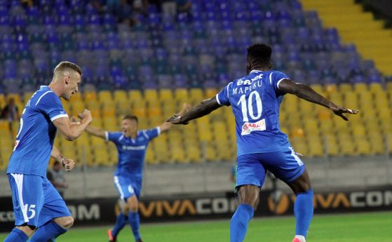 Левски победи Славия с 4 0 в мач от 7 ия кръг