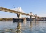 2 км опашка от ТИР-ове се образува на Дунав мост 2