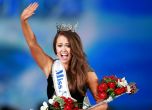 Новата Мис САЩ спечели конкурса след като изсипа критики по Тръмп