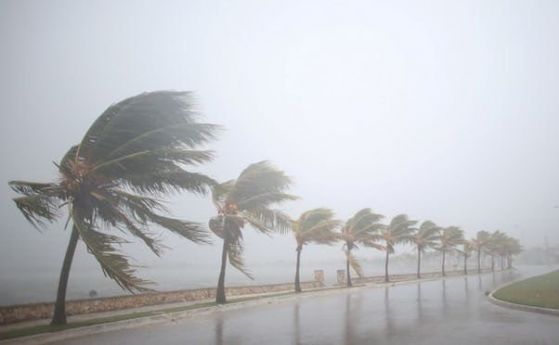 Ураганът Ирма причини смъртта на 10 души в Куба   Те