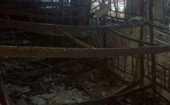 Пожар в ислямско училище уби най малко 24 души в малайзийската