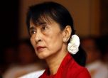 Аун Сан Су Чи наруши мълчанието: Не знаем защо има избягали рохинги, повечето остават в Мианмар