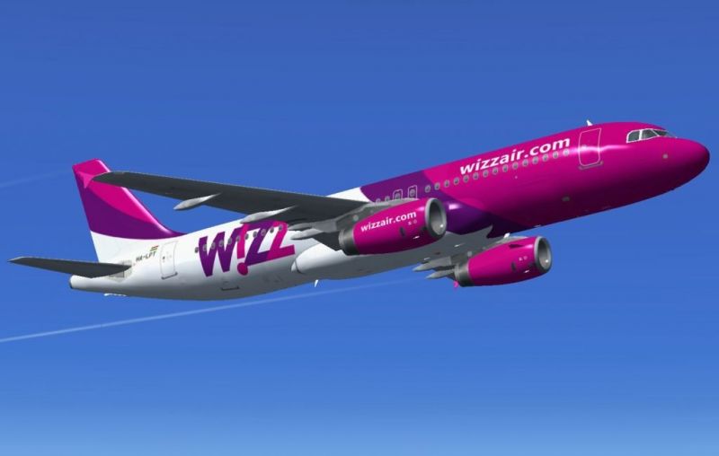 Нискотарифната авиокомпания Wizz Air спира три полета от София, считано