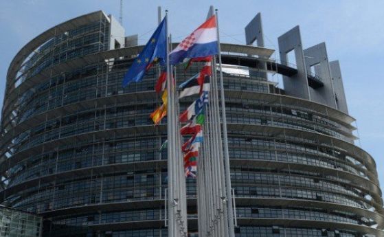 Очаква се днес Европарламентът да гласува предложението България и Румъния