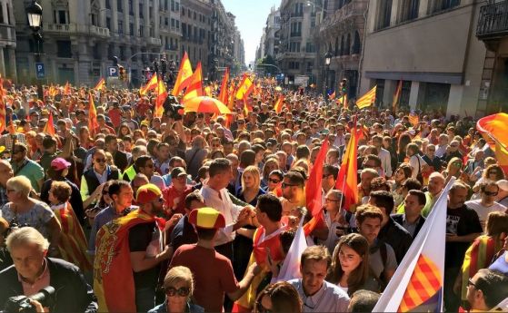 Испанското правителство няма да допусне едностранно обявяване на независимост от