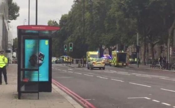 Лондонската полиция е освободила шофьора който вчера блъсна пешеходци в