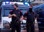 Пучдемон може днес да обяви независимост, полицаи с пушки пред парламента в Барселона