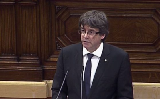 Каталунският премиер Карлес Пучдемон изнесе реч пред парламента в която