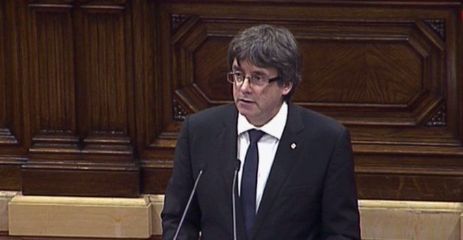 Каталунският премиер Карлес Пучдемон изнесе реч пред парламента, в която