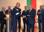 Наградиха шефа на пожарната в Благоевград за борбата с пожара в Кресненското дефиле