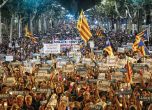 Половинкилометров протест в Барселона след решението на Мадрид