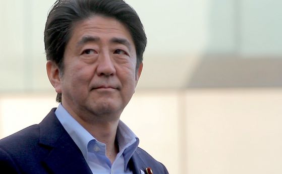 Японският министър председател Шиндзо Абе обеща твърд отпор срещу Северна Корея след