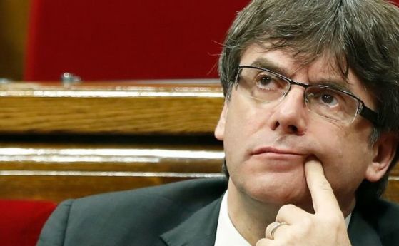 Каталунският лидер Карлес Пучдемон е отказал поканата да говори пред