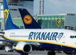 Ryanair наема стотици пилоти, за да се пребори с недостига на персонал