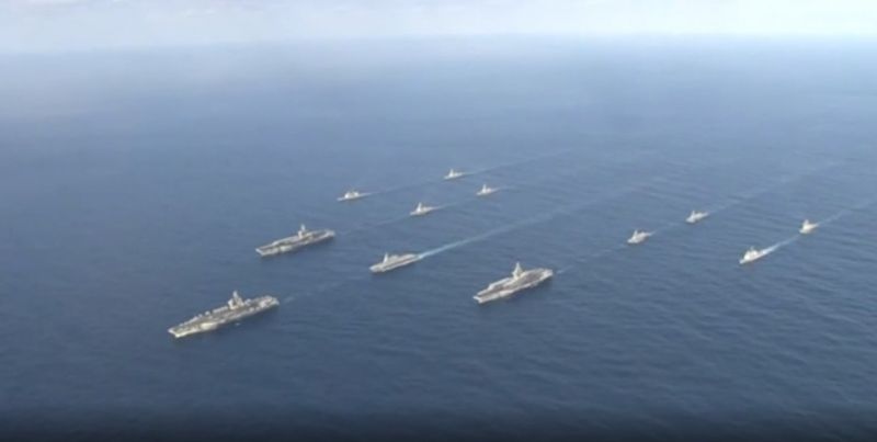 Съединените американски щати разполагат все повече и повече бойни кораби и