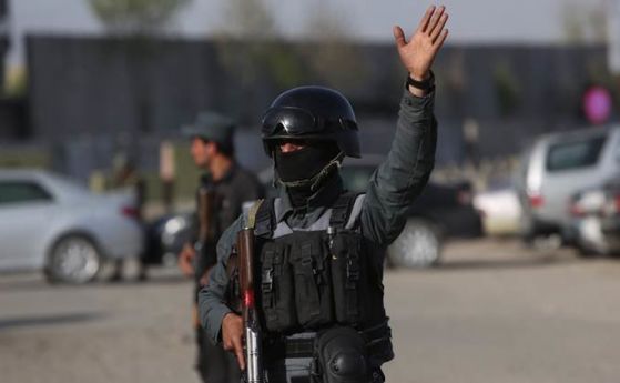 Талибани атакуваха 15 поста на силите за сигурност в южната