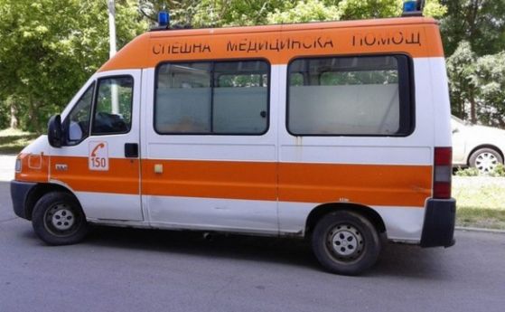 Млад мъж е бил нападнат и пребит в София снощи