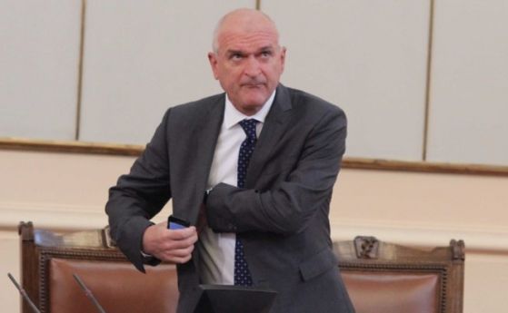 Бившият председател на парламента Димитър Главчев който миналата седмица хвърли