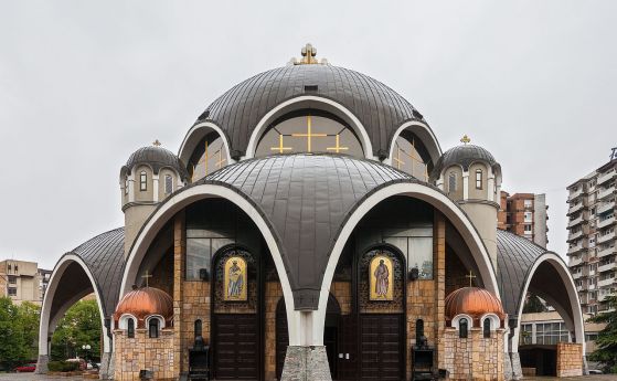 Светият синод на Македонската православна църква МПЦ Охридска архиепископия изрази