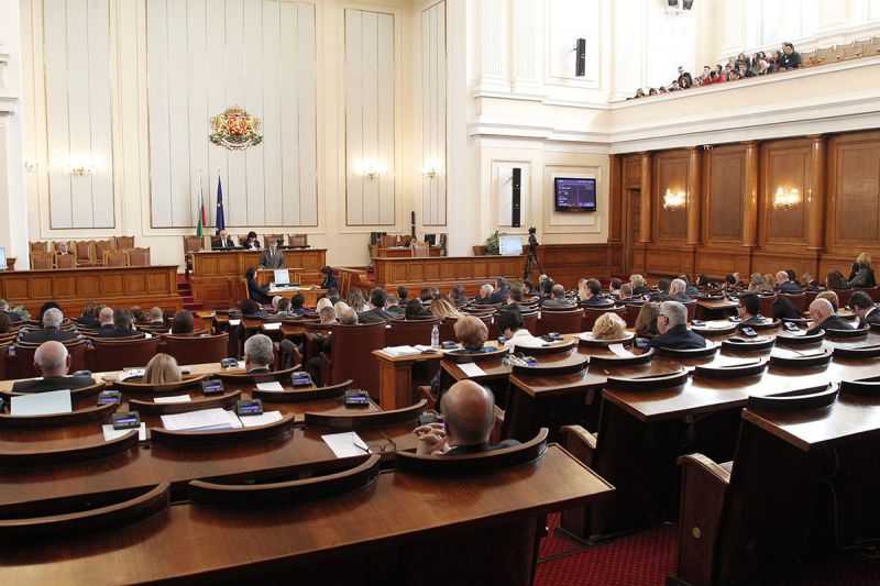 Oбрат в пленарната зала при гласуването на Бюджет 2018 предизвика