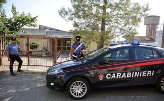Италианската полиция е арестувала 25 мафиоти сред които жена оглавила