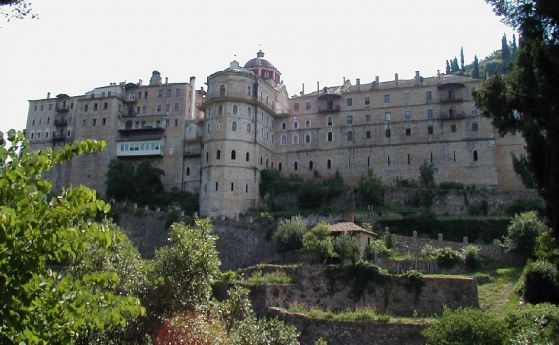 Зографският манастир в Света гора получи неочаквано 4 пъти повече