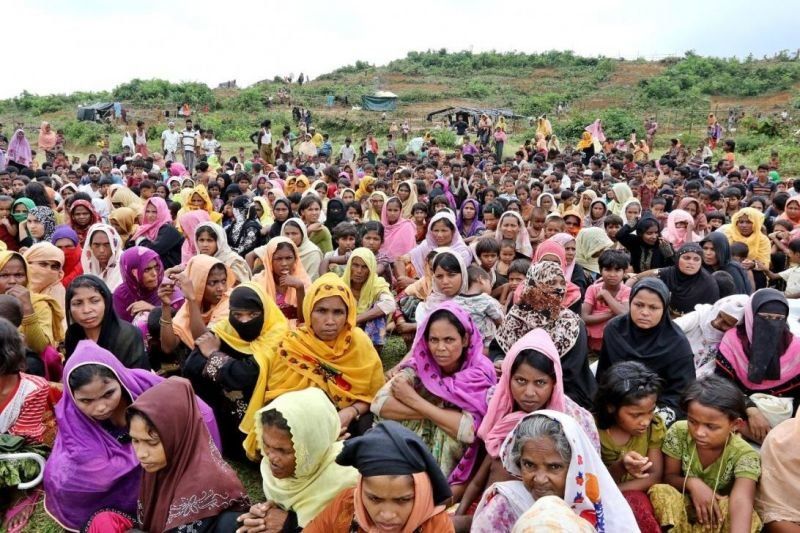 Най-малко 6700 рохинги са били избити само през първия месец