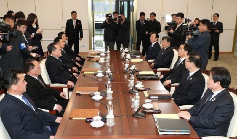 Северна и Южна Корея решиха да възстановят военната гореща линия