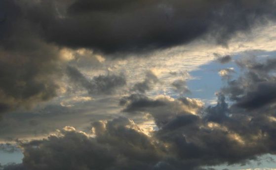 Много облаци ще има днес но няма да вали Слаб