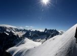 Лавина уби трима скиори в швейцарските Алпи