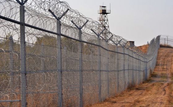 Ремонтът на оградата по границата с Турция да не минава